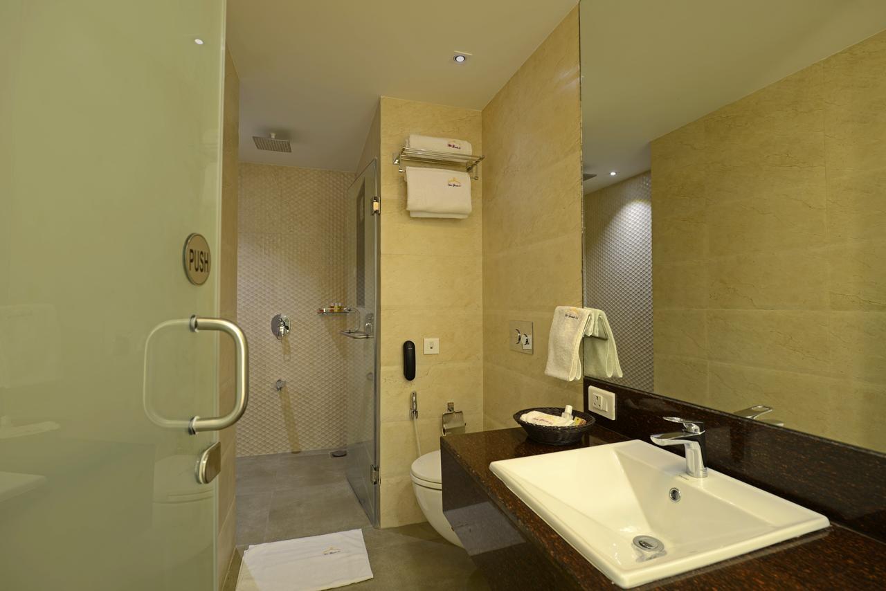 Hotel Grande 51 Navi Mumbai Ngoại thất bức ảnh